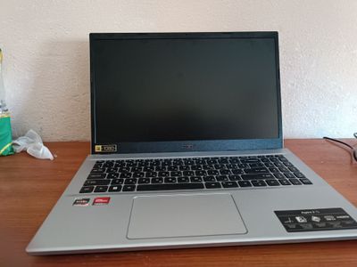 Acer aspire 3 HD