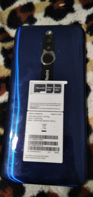 Redmi 8. 4гб/64 гб
