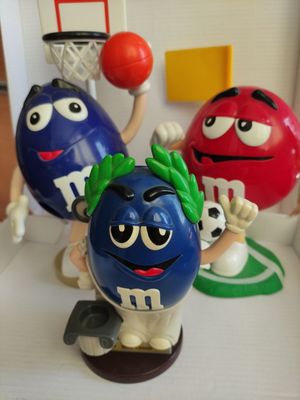 Игрушки диспенсеры Ммденс