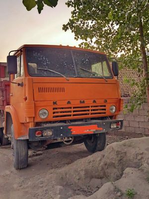 Selxoz kamaz sotiladi