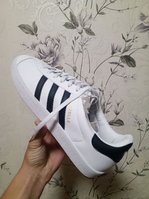 adidas gazelle,размер 45-46,идеальный