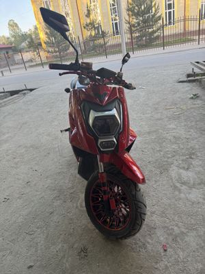 Skuter redlineeee
