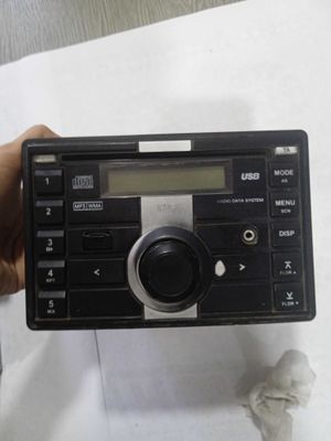 magnitafon sotiladi holati yahshi xamma joyi ishlid 450 minga beraman
