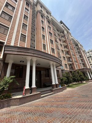 Ул. Тараса Шевченко 94 школа ж.к. (Мирабад элит) 128м2 (1750$ 1m2)