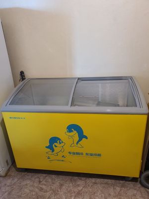Продаётся морозильная камера