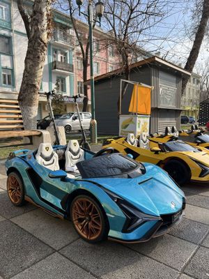Ferrari siyan kok rangli