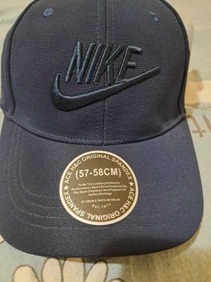 Продам оригинальную кепку Nike