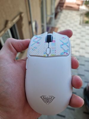 AULA SC580X. White color