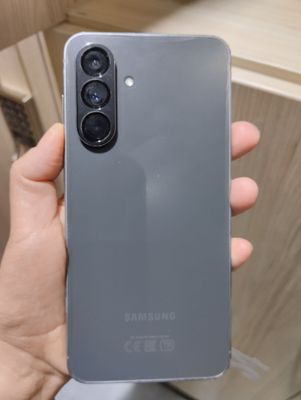 Samsung A56