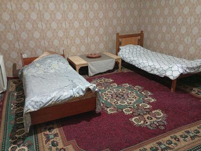 Квартира кизларга