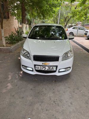 Продается автомашина Нексия 3