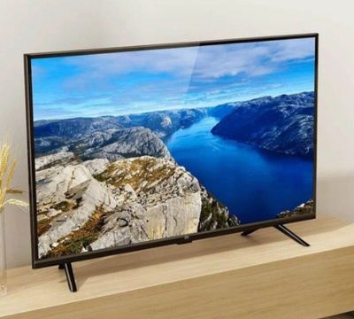 Telvizor Smart Tv Hd -43-
