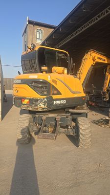 Ekskvator hyundai hw60 2016 yil