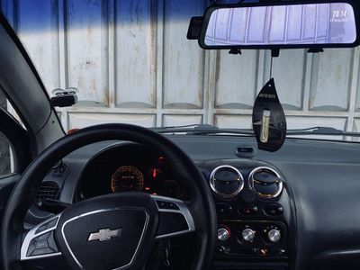 Yevro qora matiz