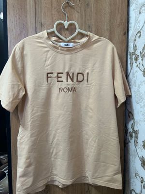 Futbolkalar sotiladi