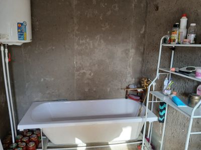 Чирчик шахар 4мк ховли 68000$