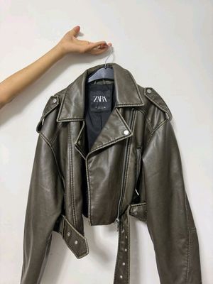 zara koja kastyum