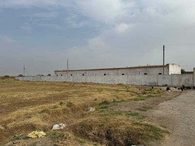 Mirishkor tumanida Molxona binosi bolib tolash sharti bilan sotiladi