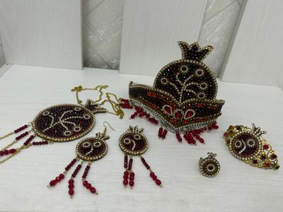 Tillaqosh diadema