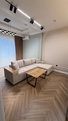2х комнатная квартира на Мирзо-Улугбекском районе (Сайрам)