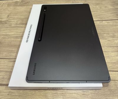 Prodam Idyal Samsung Tab S8 ultira 5G
