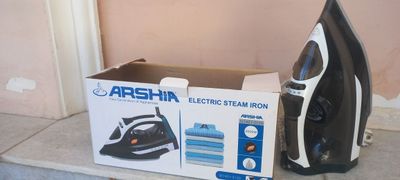 Дешево продам утюг б/у в среднем состоянии