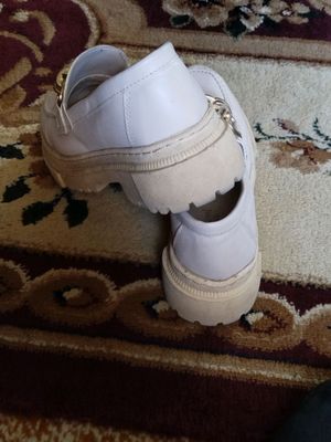 Сапог и туфли