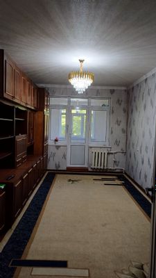 2 хонали квартира сотилади. 2 xonali kvartira sotiladi.