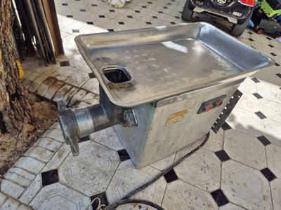 Мясорубка гушт майдалагич 380в