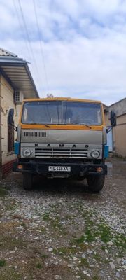 Kamaz sotiladi xolati zur