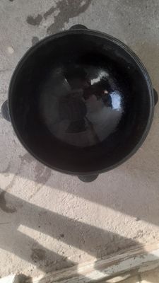 Qozon chugun 12l