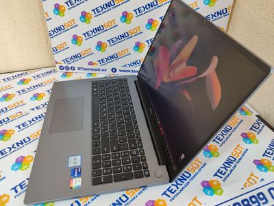 Продается ноутбук HUAWEI MATE BOOK D16