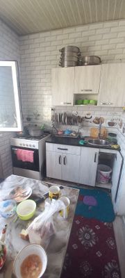 прадаеца 2 комнатная