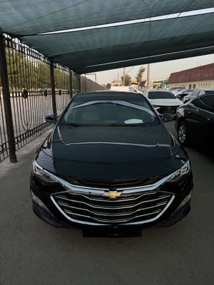 Malibu 2 sotiladi holati zor qolgan malumot batfsil murojat uchun tel.