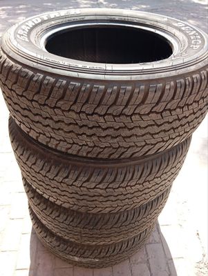 285 60 R 18 шины новые Dunlop TLC 200 Lexus 570