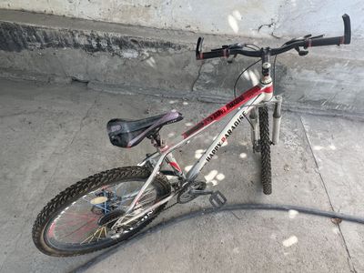 Velosiped sotiladi yaxshi narxda