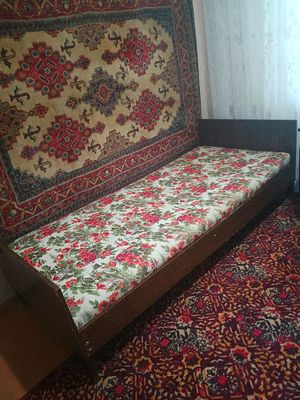 Продаю односпальную кровать