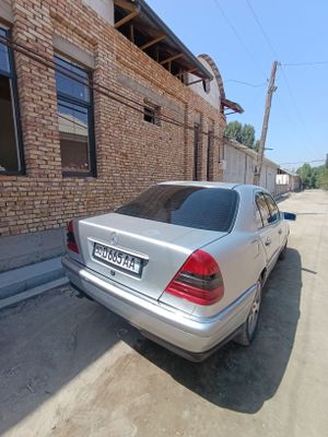 Mercedes Benz w202