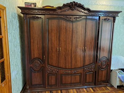 spalniy mebel sotiladi