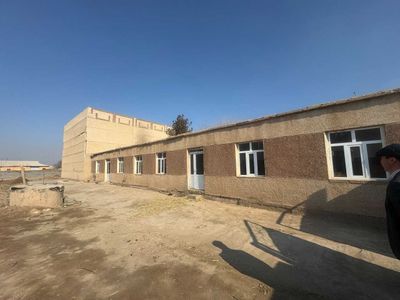 Qashqadaryo viloyati, Mirishkor tumanida qishki klub binosi sotiladi.