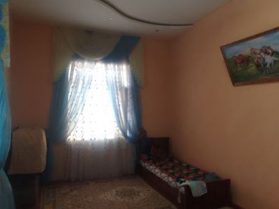 Ховли сотилади. Чуткарада