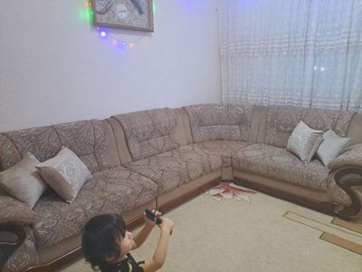 ugalok Holati yaxshi stoli bilan 1.500 ming som