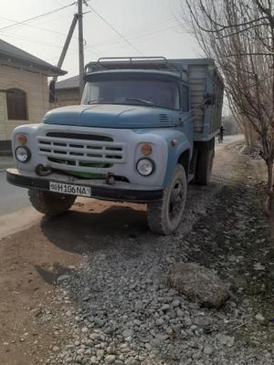 Zil 130 sotiladi