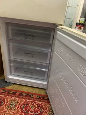Продаю холодильник
