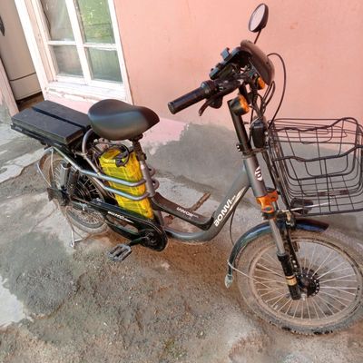 sotiladi 200$