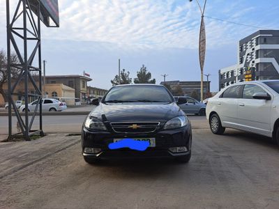 Shevrolet jentra qora 2017 yil yurgan masofasi 84000 km