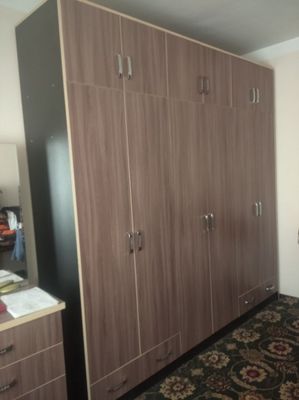 Mebel,Shkaf,Közgu oynasi