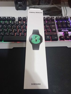 Galaxy Watch 4 sotiladi 40mm