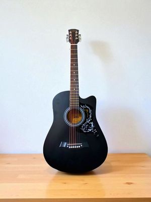 Akustik Gitara, klassik, 6 torli, 30 tasi 1 tada