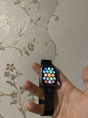 iWatch 4.44 milanes